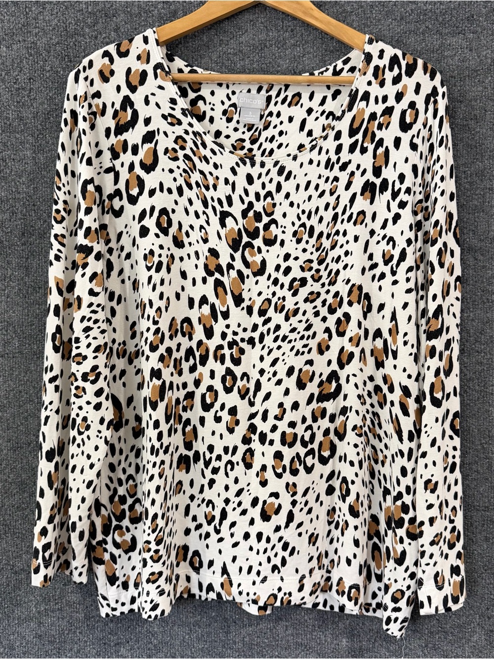 Chicos Womens Long Sleeve Animal Print Top Size XL Casual Office Stretch
